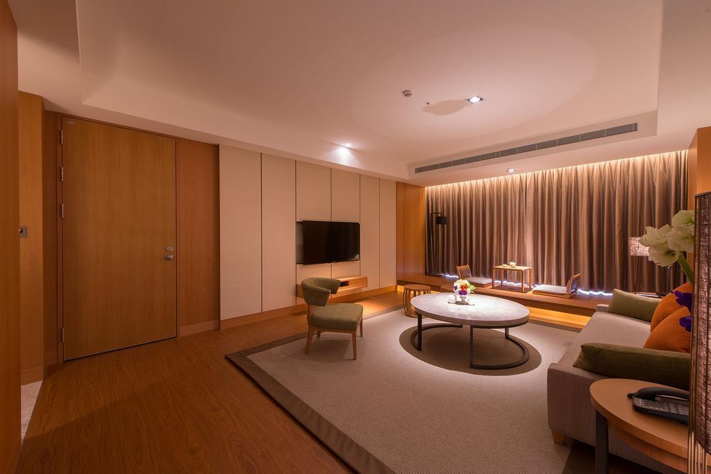 Golden Lake Hotel Jinhu Buitenkant foto